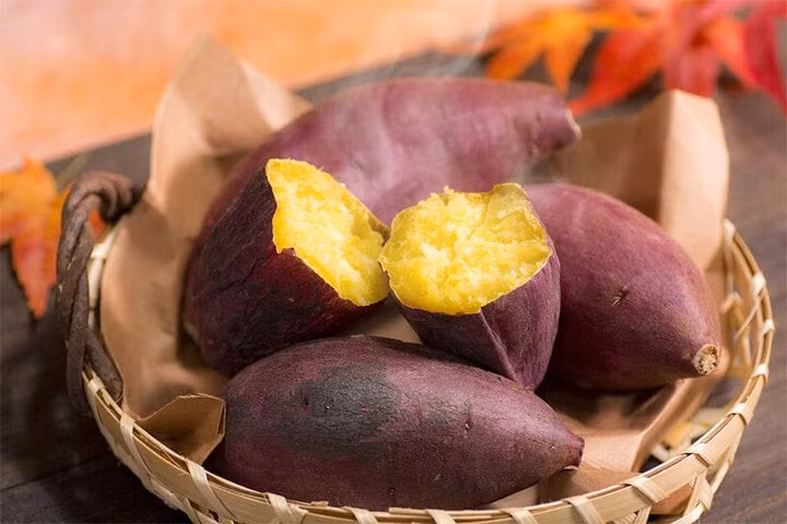 Khoai lang cũng có vai trò cải thiện rụng tóc.