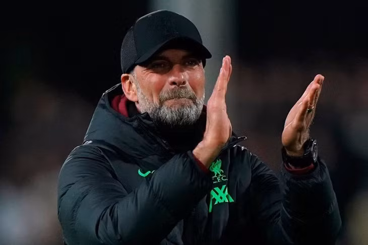 Liverpool có hai trận đấu nảy lửa với Chelsea và Arsenal.
