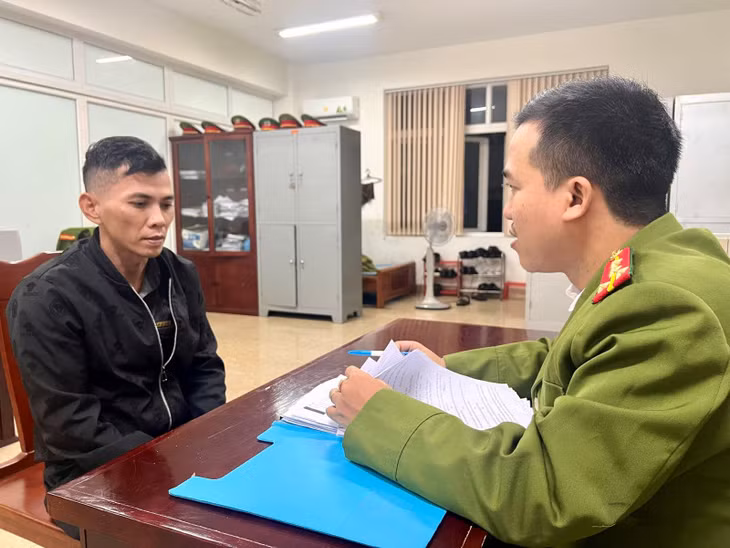 Đối tượng Trần Công Thọ tại cơ quan Công an.