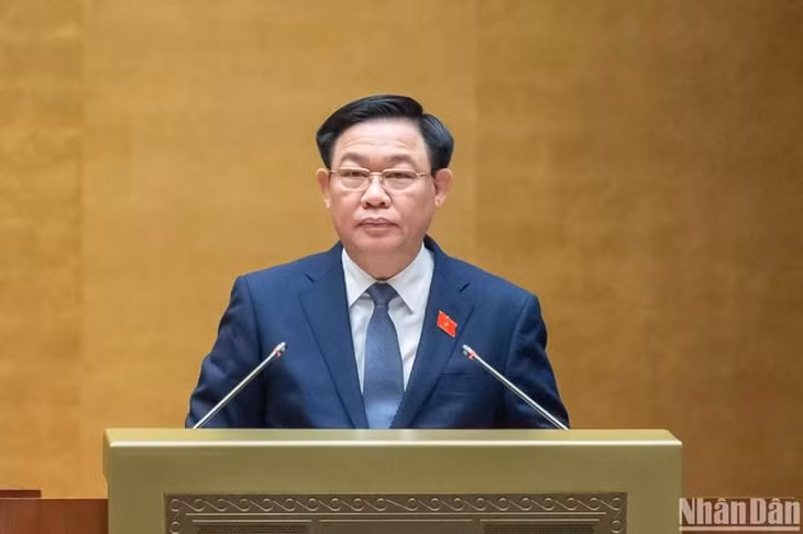 Chủ tịch Quốc hội Vương Đình Huệ phát biểu bế mạc kỳ họp. (Ảnh: DUY LINH)