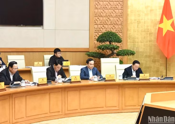 Các đại biểu tham dự phiên họp.