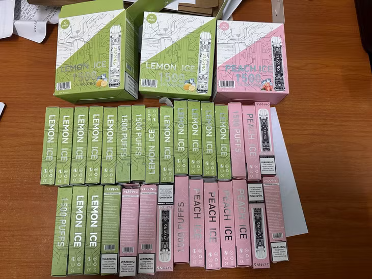 Số tang vật là thuốc lá điện tử chứa ma túy