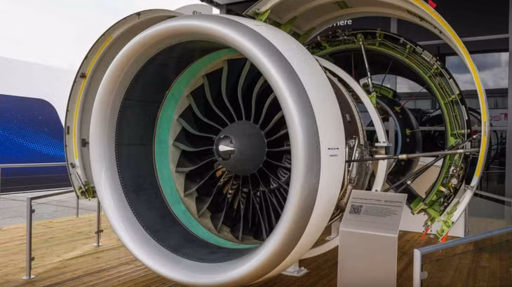 Một động cơ máy bay của Pratt &amp; Whitney - Ảnh: BLOOMBERG