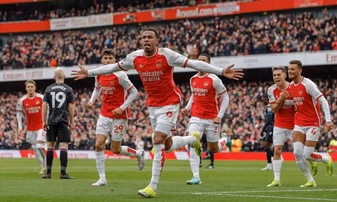 Trung vệ Gabriel Magalhaes mừng bàn mở tỷ số cho Arsenal trước Crystal Palace trên sân Emirates, thành phố London, vòng 21 Ngoại hạng Anh ngày 20/1/2024. Ảnh: Guardian