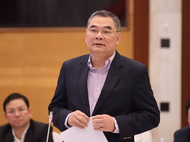 Trung tướng Tô Ân Xô, Người Phát ngôn Bộ Công an thông tin tại họp báo - Ảnh: VGP/Nhật Bắc