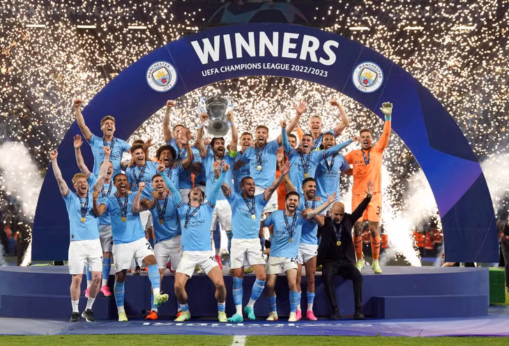 Man City ăn mừng khi vô địch Champions League 2022-2023.