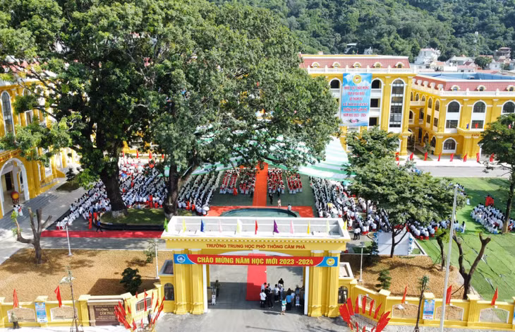 Trường THPT Cẩm Phả được xây mới khang trang, đưa vào hoạt động từ năm học 2023-2024.