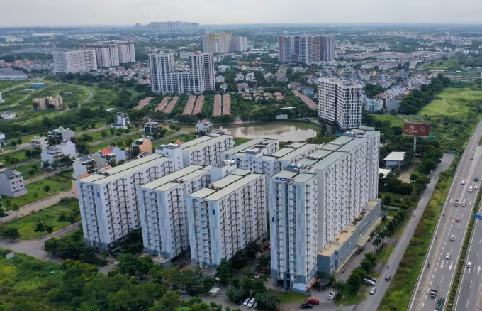 Bất động sản khu Đông TP HCM, với các căn hộ chung cư, dự án đất nền, nhà phố; TP Thủ Đức, tháng 7/2023. Ảnh: Quỳnh Trần