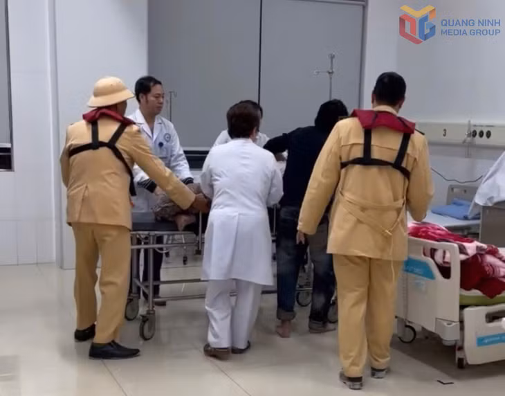 Nhờ được cấp cứu kịp thời nên anh Phùng Văn Đức đã qua cơn nguy kịch.