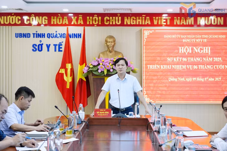 Bác sĩ CKII Bùi Mạnh Hùng, Quyền Giám đốc Sở Y tế Quảng Ninh.