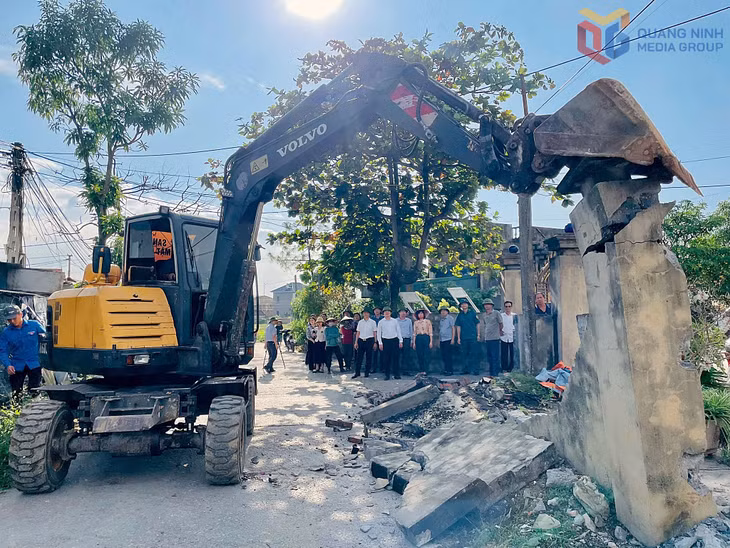 Phường Yên Tử tổ chức thi công và hoàn thành 12 công trình nâng cấp đô thị khu dân cư trước Tết Nguyên đán 2026.