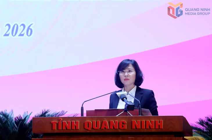 Đồng chí Trịnh Thị Minh Thanh, Phó Bí thư Thường trực Tỉnh ủy, Chủ tịch HĐND tỉnh thông tin những nổi bật trong phát triển kinh tế - xã hội của tỉnh Quảng Ninh trong năm 2025.