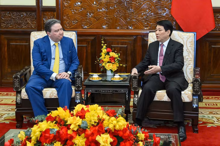 Chủ tịch nước Lương Cường tiếp Đại sứ Hoa Kỳ tại Việt Nam Marc Knapper. (Ảnh: THỦY NGUYÊN)