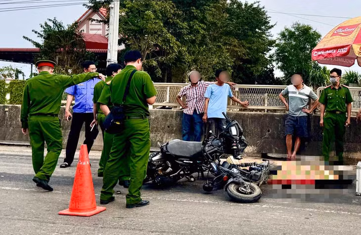 Hiện trường vụ tai nạn khiến 2 người thương vong. Ảnh: Duy Tuấn