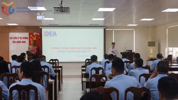 Cục QLTT tập huấn nâng cao kiến thức, nghiệp vụ xử lý vi phạm hành chính trên môi trường TMĐT cho cán bộ, nhân viên.