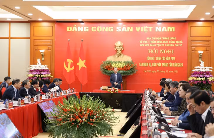 Tổng Bí thư Tô Lâm phát biểu tại Hội nghị tổng kết công tác năm 2025 và nhiệm vụ, giải pháp trọng tâm năm 2026 của Ban Chỉ đạo Trung ương về phát triển khoa học, công nghệ, đổi mới sáng tạo và chuyển đổi số - Ảnh: VGP