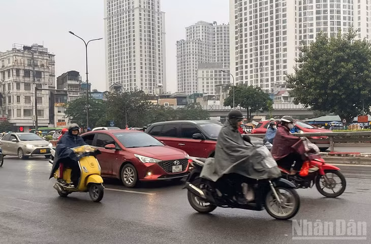 Dự báo khu vực Hà Nội mưa nơi vài nơi, sáng sớm có mưa phùn và sương mù rải rác. (Ảnh minh họa: Đ.T)