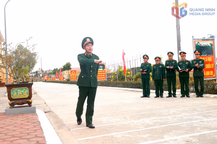 Kiểm tra công tác huấn luyện tại Trung đoàn 244.