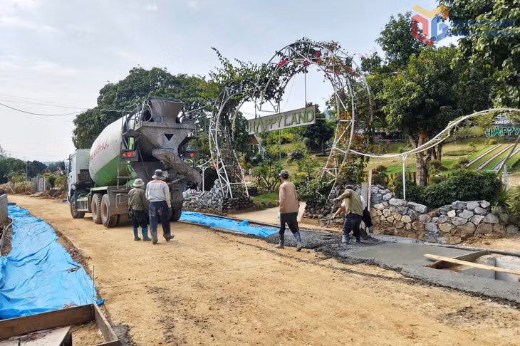 Tuyến đường mới tại xã Thống Nhất được triển khai đầu tư khi nhân dân hiến đất GPMB.