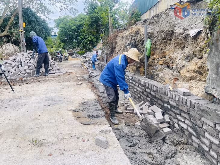 Thi công nâng cấp, mở rộng ngõ 74, ngõ 184 và ngõ 278 đường Bắc Sơn.