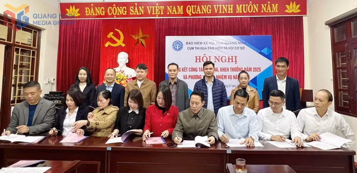 Cụm thi đua BHXH cơ sở trực thuộc BHXH tỉnh ký kết phong trào thi đua năm 2026.