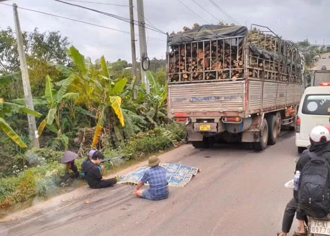 Hiện trường vụ tai nạn giao thông. Ảnh: Công an cung cấp