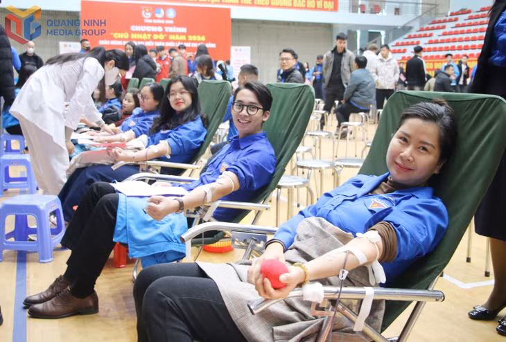 Đông đảo đoàn viên, thanh niên tham gia hiến máu tại Ngày Chủ nhật đỏ năm 2026.