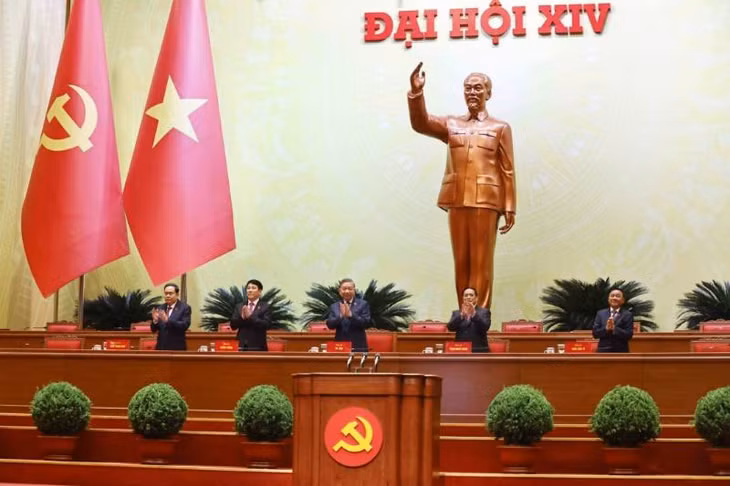 Các đồng chí lãnh đạo chủ chốt của Đảng, Nhà nước chủ trì phiên họp trù bị Đại hội XIV của Đảng.