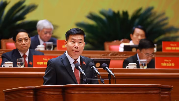 Đồng chí Nguyễn Mạnh Cường, Ủy viên Trung ương Đảng, Phó Bí thư Thường trực Đảng ủy, Thứ trưởng Bộ Ngoại giao, trình bày tham luận về vấn đề “Chủ động, tích cực thực hiện nhiệm vụ trọng yếu, thường xuyên là đẩy mạnh đối ngoại, hội nhập quốc tế, phục vụ các mục tiêu chiến lược của đất nước”.