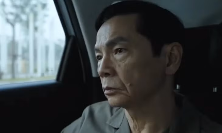 NSND Trung Anh vào vai nhân vật Sách trong phim Lằn ranh - Ảnh: VTV
