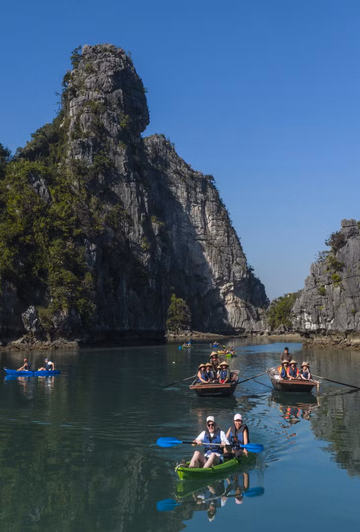 Nơi đây trở thành điểm đến thu hút du khách trong và ngoài nước hào hứng khám phá trải nghiệm.