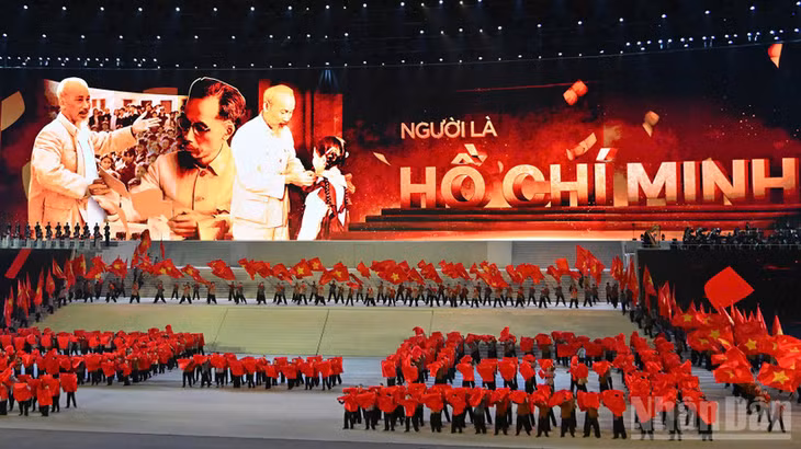 Một tiết mục trong chương trình. (Ảnh: THỦY NGUYÊN)
