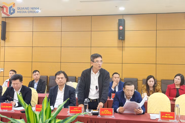 Lãnh đạo Thuế tỉnh Quảng Ninh phát biểu tại hội nghị.