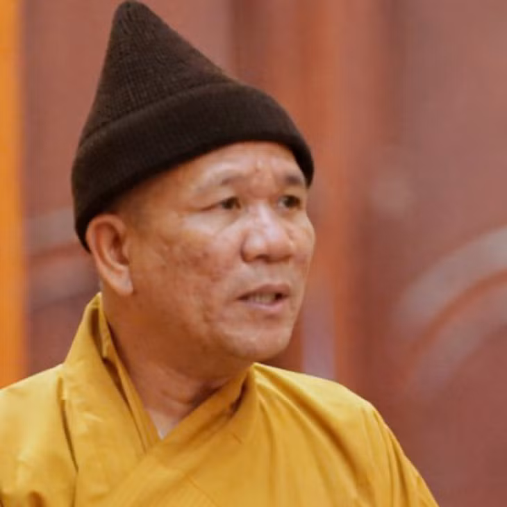Thượng tọa Thích Đạo Hiển.