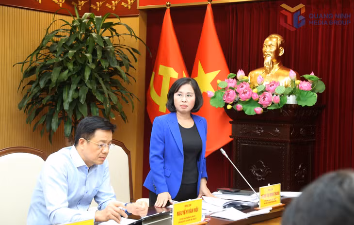 Đồng chí Trịnh Thị Minh Thanh, Phó Bí thư Thường trực Tỉnh ủy, Chủ tịch HĐND tỉnh, phát biểu tại hội nghị.