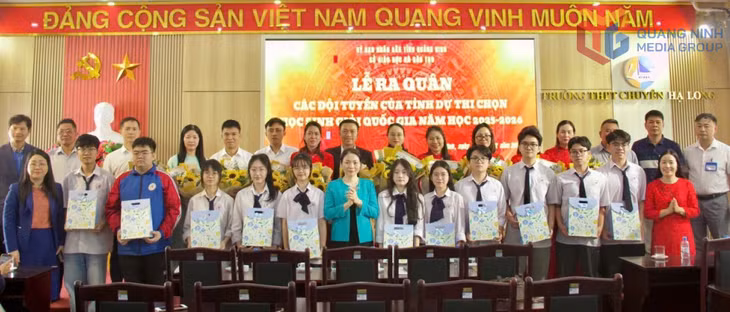 Lễ ra quân các đội tuyển của tỉnh dự thi chọn học sinh giỏi Quốc gia năm học 2025-2026 (tháng 12/2025).