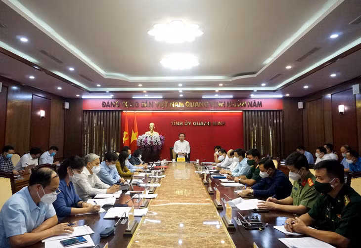 Đồng chí Nguyễn Xuân Ký, Ủy viên Trung ương Đảng, Bí thư Tỉnh ủy, Chủ tịch HĐND tỉnh kết luận hội nghị.