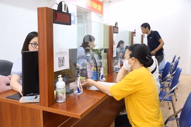 Trợ cấp một lần là một trong nhiều chế độ, chính sách mà cán bộ đi tăng cường ở cấp xã được nhận. Ảnh minh họa: Hương Nha