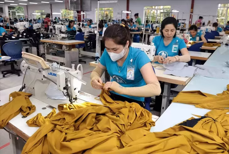 Năm 2024, Việt Nam xếp thứ 2 trong số quốc gia xuất khẩu hàng may mặc lớn nhất thế giới. Ảnh minh họa