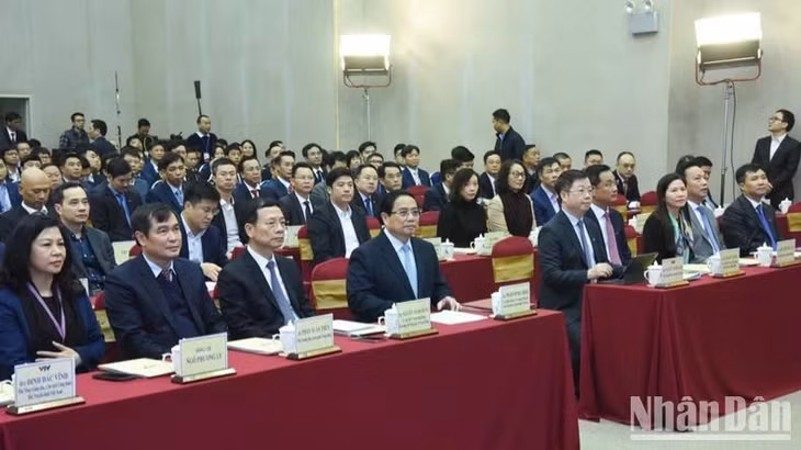 Thủ tướng Phạm Minh Chính và các đại biểu tham dự Hội nghị. (Ảnh: TRẦN HẢI)