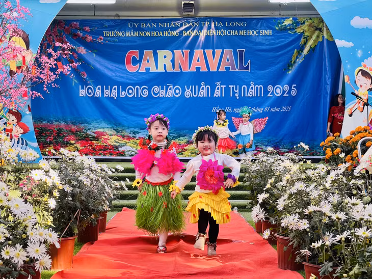 Carnaval hoa Hạ Long chào xuân Ất Tỵ 2025 tại trường mầm non Hoa Hồng ảnh 7