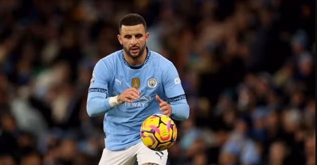 AC Milan tính chuyện chiêu mộ Kyle Walker.