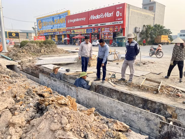 Các đơn vị thi công đẩy nhanh tiến độ thực hiện các công trình xây dựng hạ tầng đô thị, hoàn trả mặt bằng trước Tết Nguyên đán.