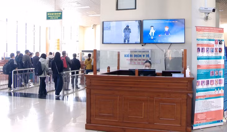 100% người nhập cảnh đều được kiểm tra thân nhiệt tự động tại Cửa khẩu quốc tế Móng Cái.