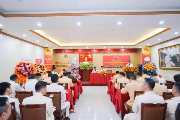 Chi bộ Đội Cảnh sát giao thông đường bộ số 3 tổ chức thành công Đại hội đểm Chi bộ nhiệm kỳ 2025 – 2027