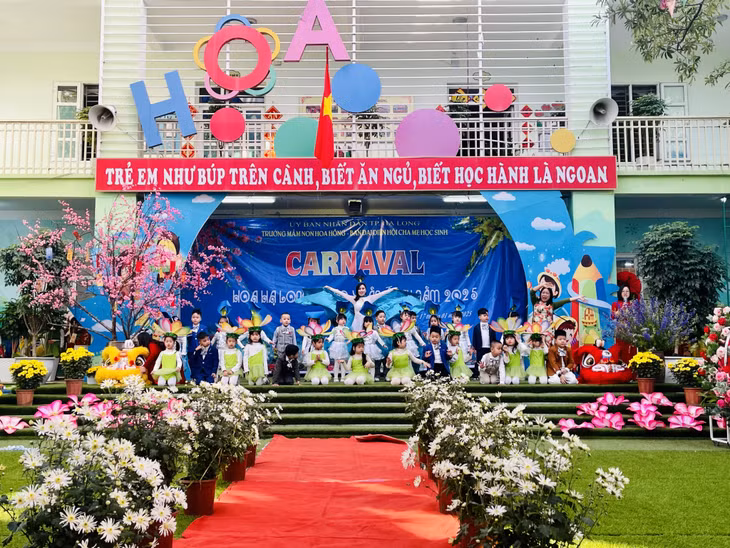 Carnaval hoa Hạ Long được tổ chức hưởng ứng đề án “ Hạ Long – Thành phố của hoa và lễ hội”.