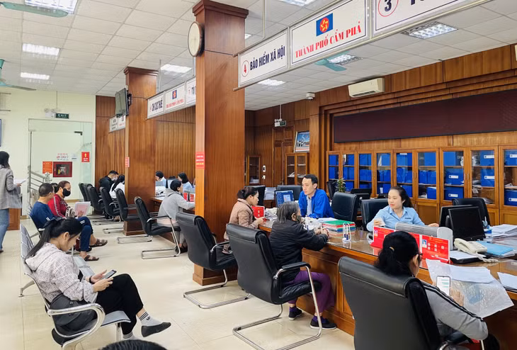 CBCC Trung tâm Hành chính công TP Cẩm Phả thực hiện nghiêm kỷ luật, kỷ cương hành chính, đạo đức công vụ.