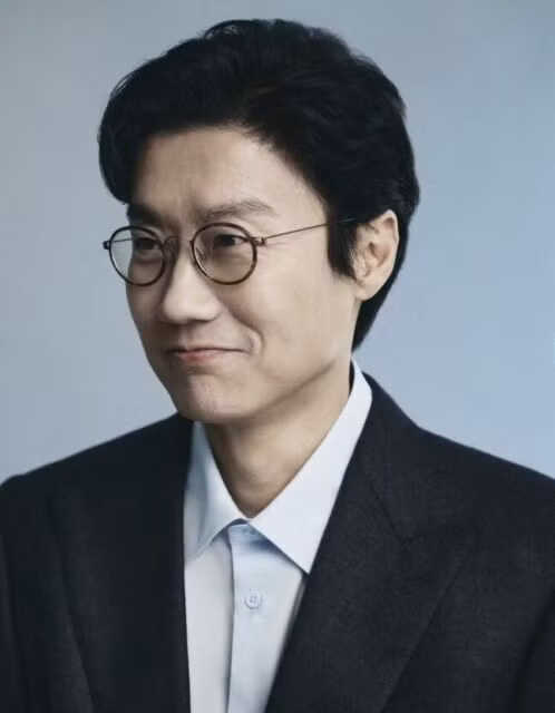 Đạo diễn Hwang Dong Hyuk có thái độ trái ngược với khán giả quốc tế và Hàn Quốc. Ảnh: Netflix.