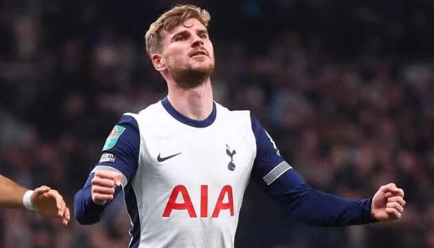 Timo Werner dính chấn thương.