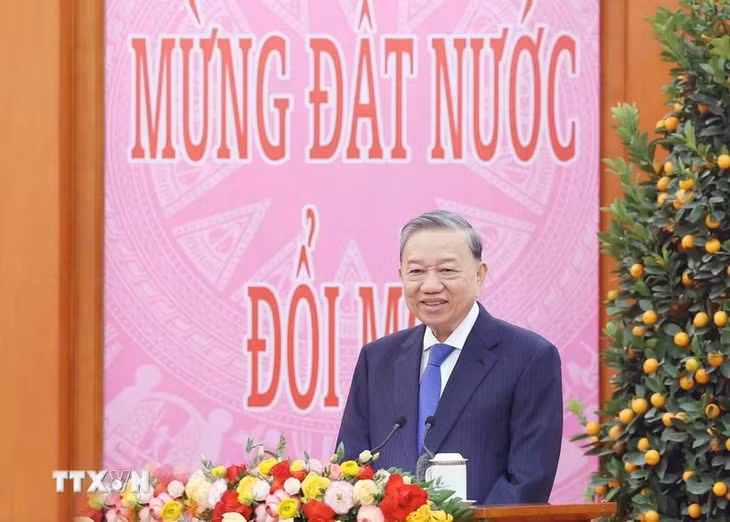 Tổng Bí thư Tô Lâm phát biểu chúc Tết. (Ảnh: Thống Nhất/TTXVN)